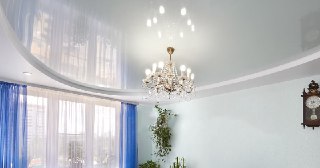 Глянцевый потолок Лесной, цена от 4497 руб.